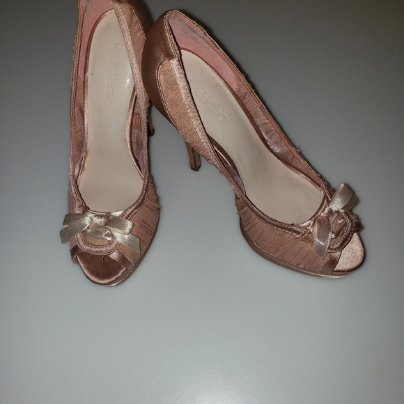 heels - Picture 1 of 4